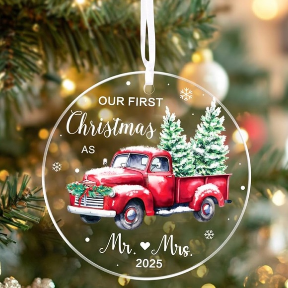 ornament 2024 Christmas Mr and Mrs - Picture 1 of 2